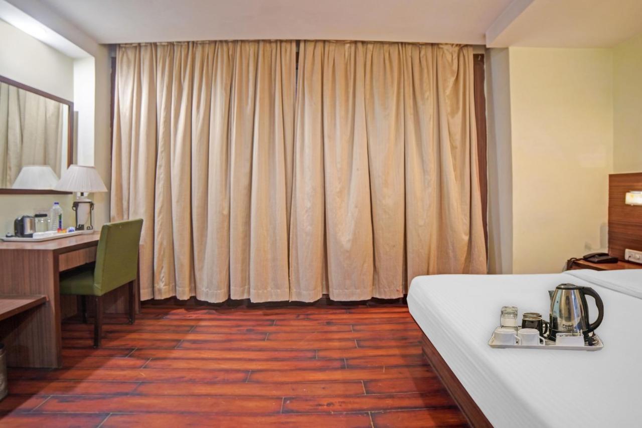 Hotel Garnet Durg Esterno foto