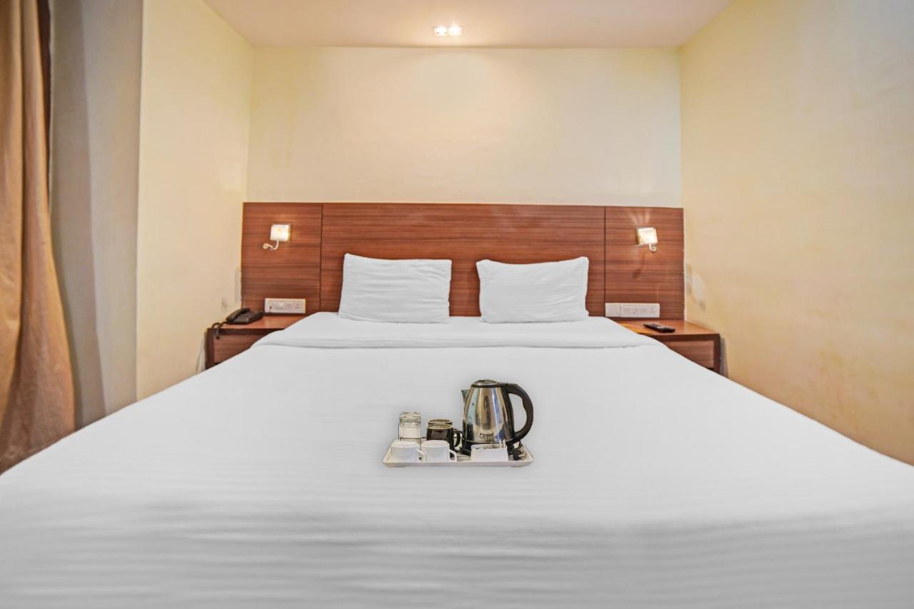 Hotel Garnet Durg Esterno foto
