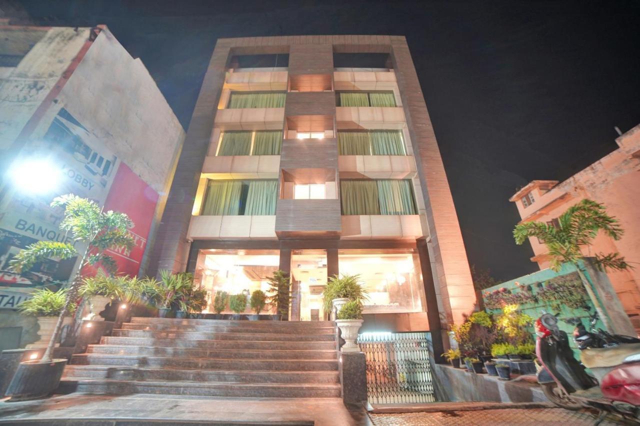 Hotel Garnet Durg Esterno foto