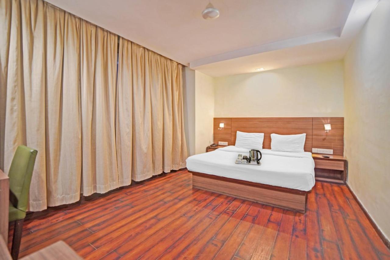 Hotel Garnet Durg Esterno foto